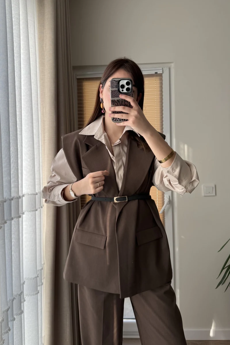 Line Kemerli Vatkalı Yelek Acı Kahve