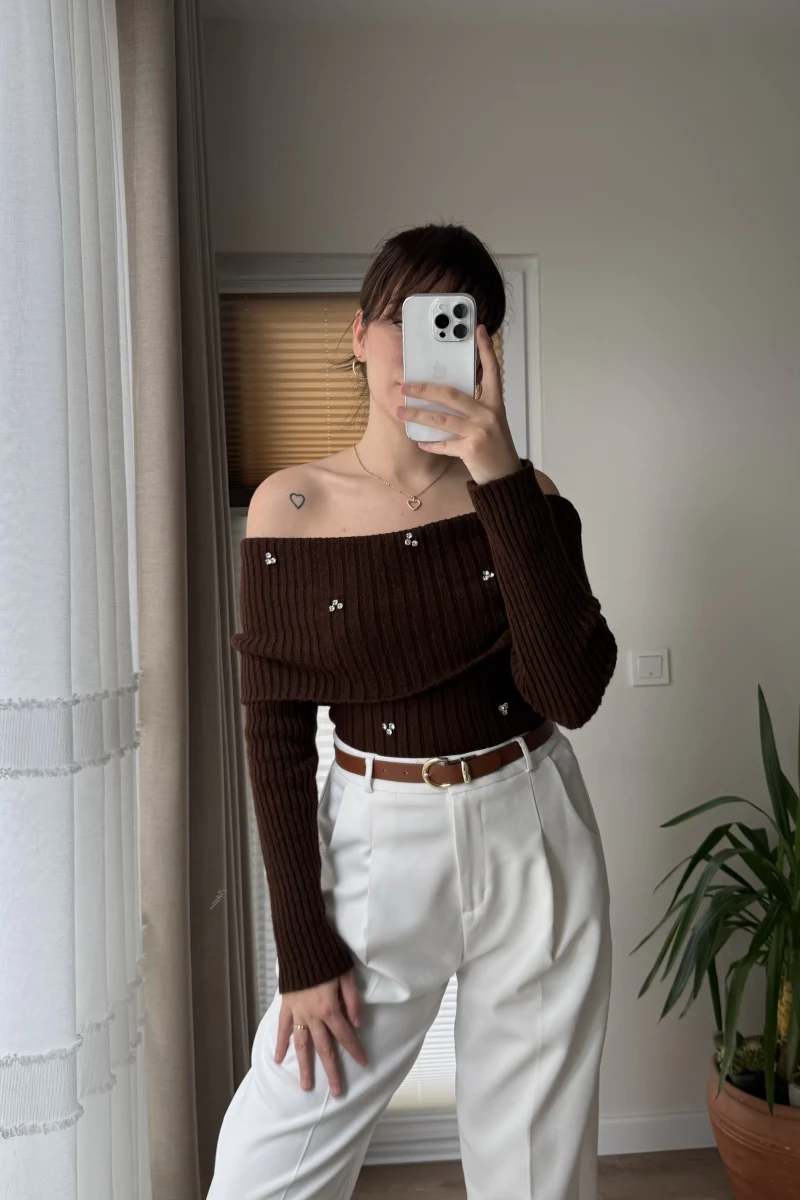 Madonna Yaka Taşlı Acı Kahve