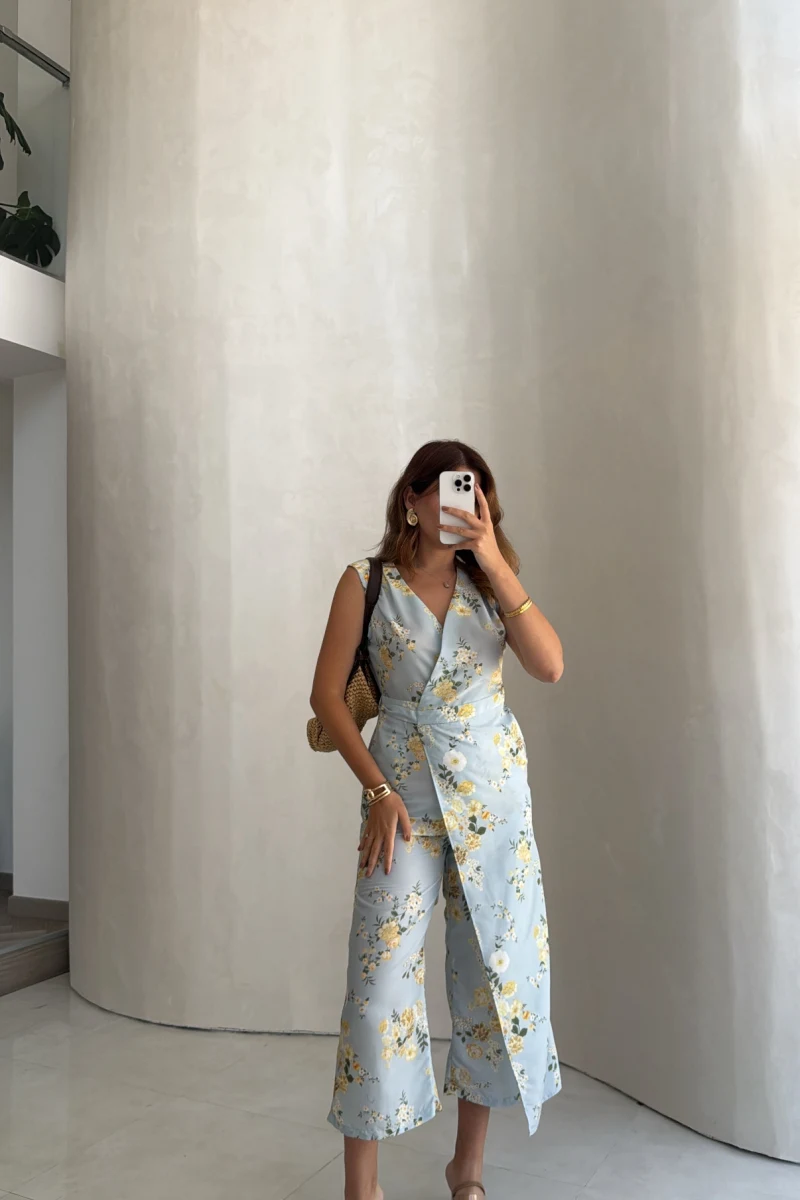 Mavi Çiçek Desenli Kuşaklı Tulum - Kod: 6057