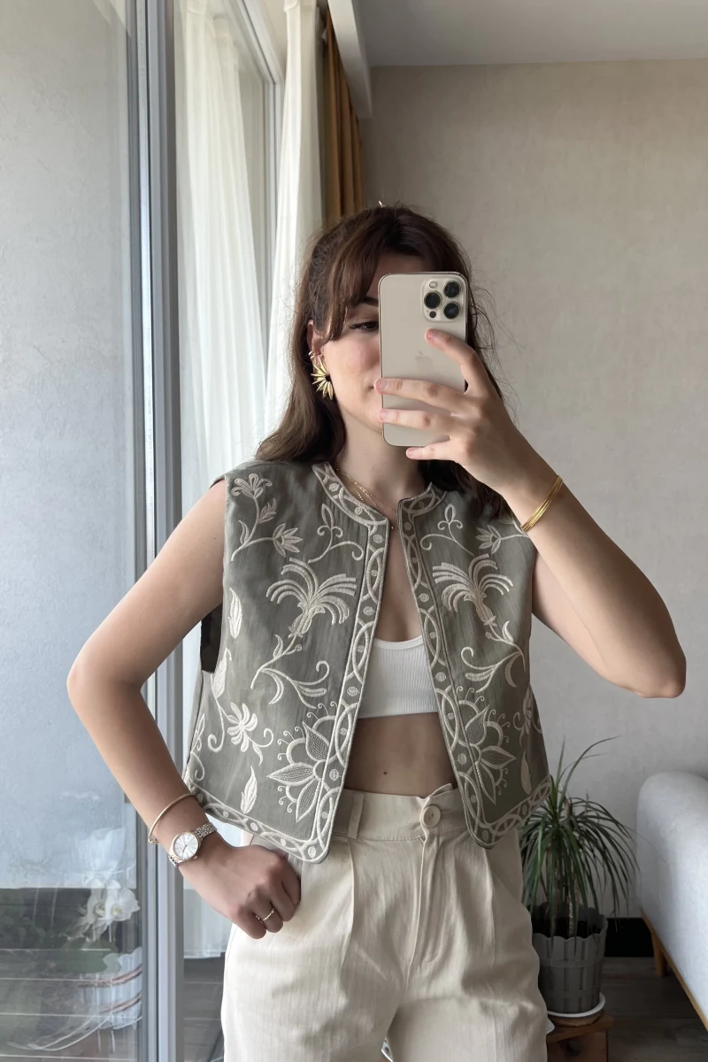 Mecnun Haki Nakışlı Yelek