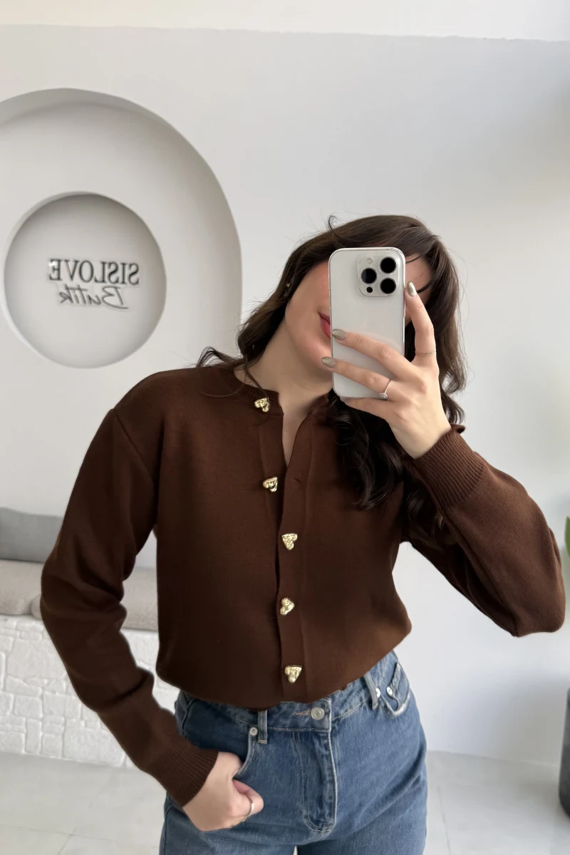 Merly Kalp Düğmeli Triko Hırka - Kahverengi