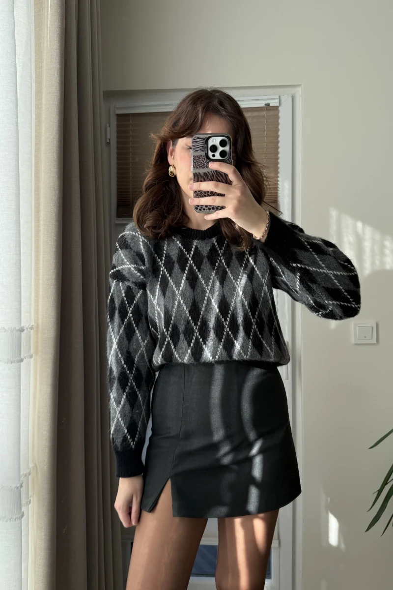 Mini Baklava Desenli Kazak Siyah