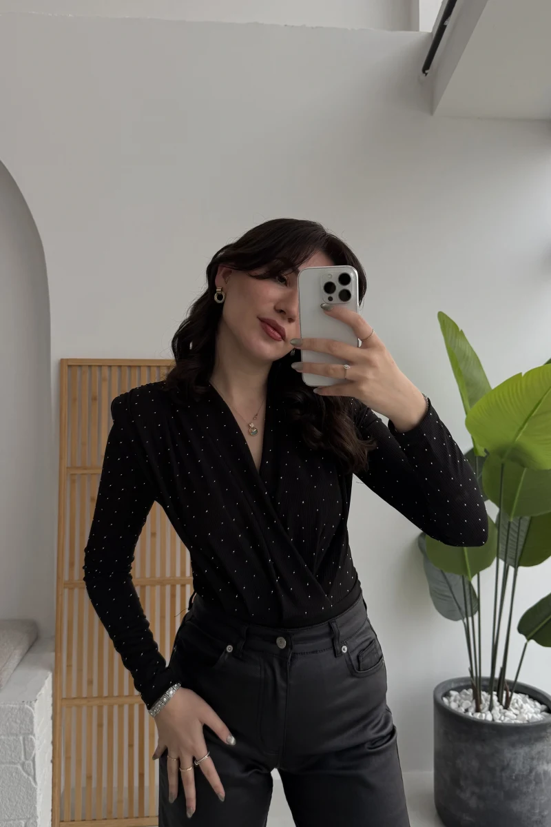 Monica Vatkalı Taşlı Bodysuit Siyah