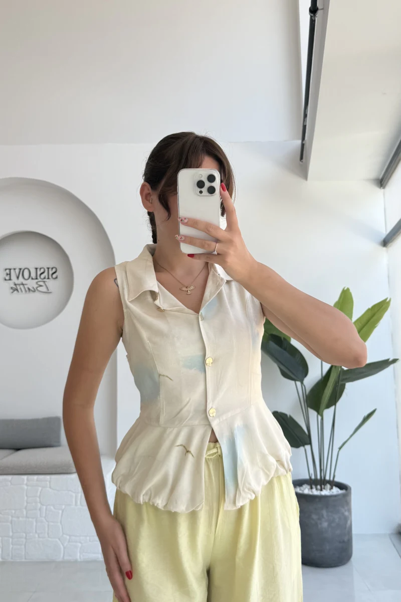 Nervür Volanlı Viskon Sıfır Kol Bluz - 2001