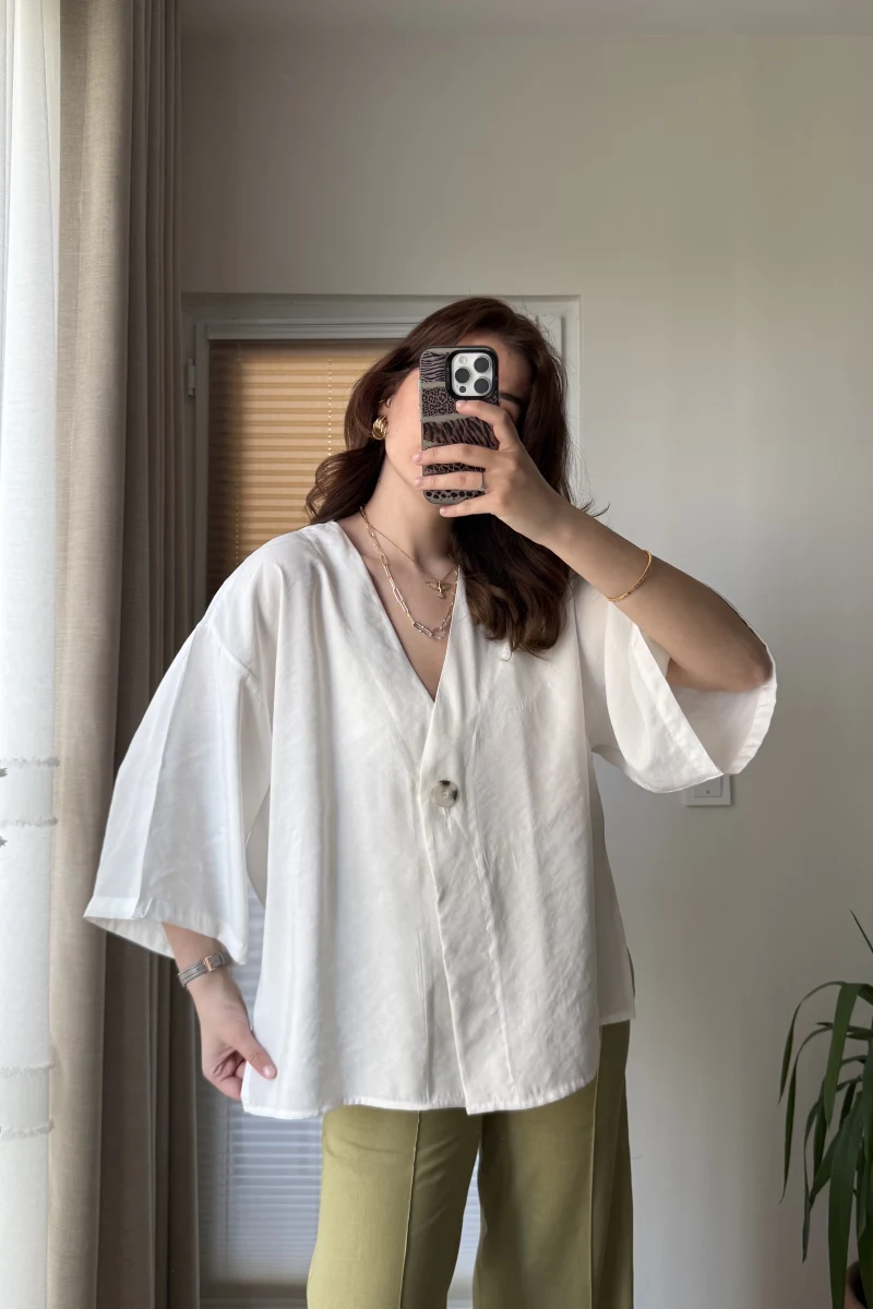 Önü Düğmeli Gömlek - Beyaz