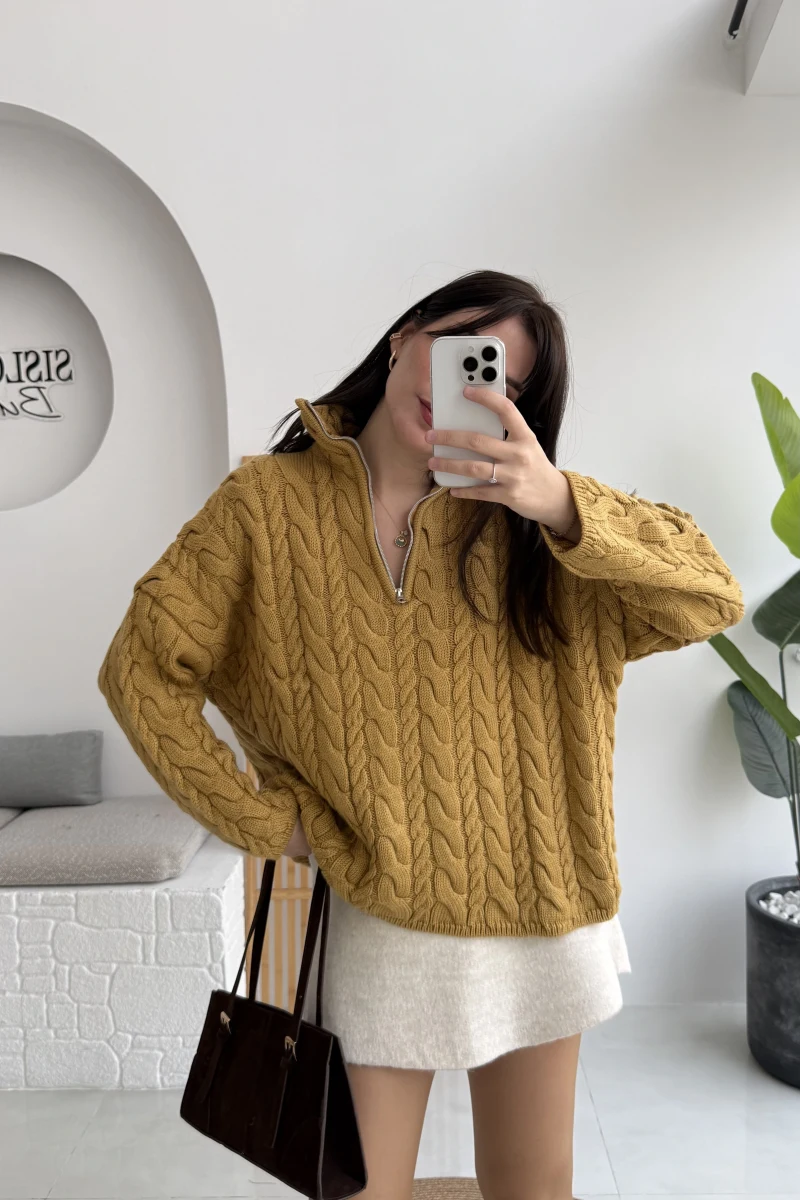 Örgülü Dik Yaka Fermuarlı Kazak - Hardal - Kod: 231078