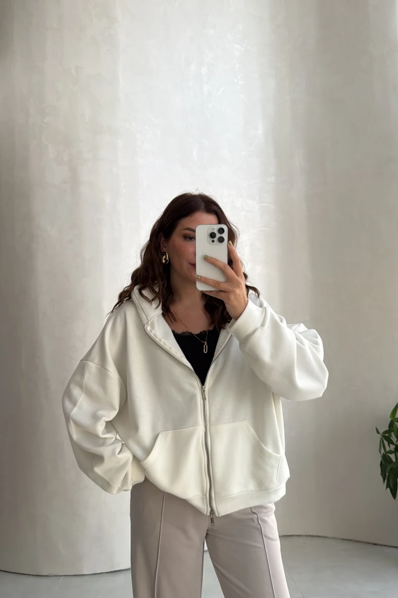 Oversize Pul Detay Ajurlu Kapüşonlu Hırka - Ekru - Kod: 4196