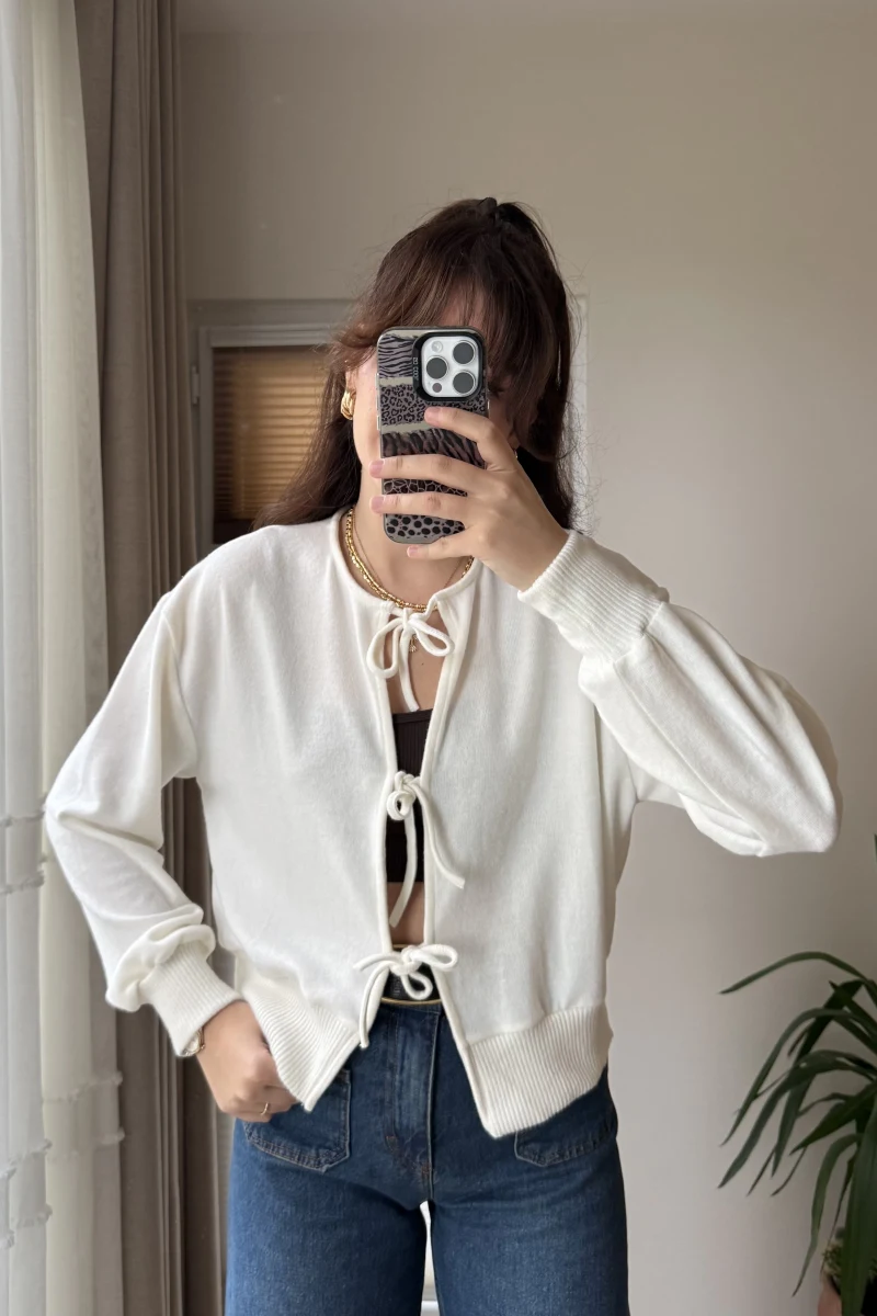 Pamuk Kumaş Bağlamalı Ekru Hırka