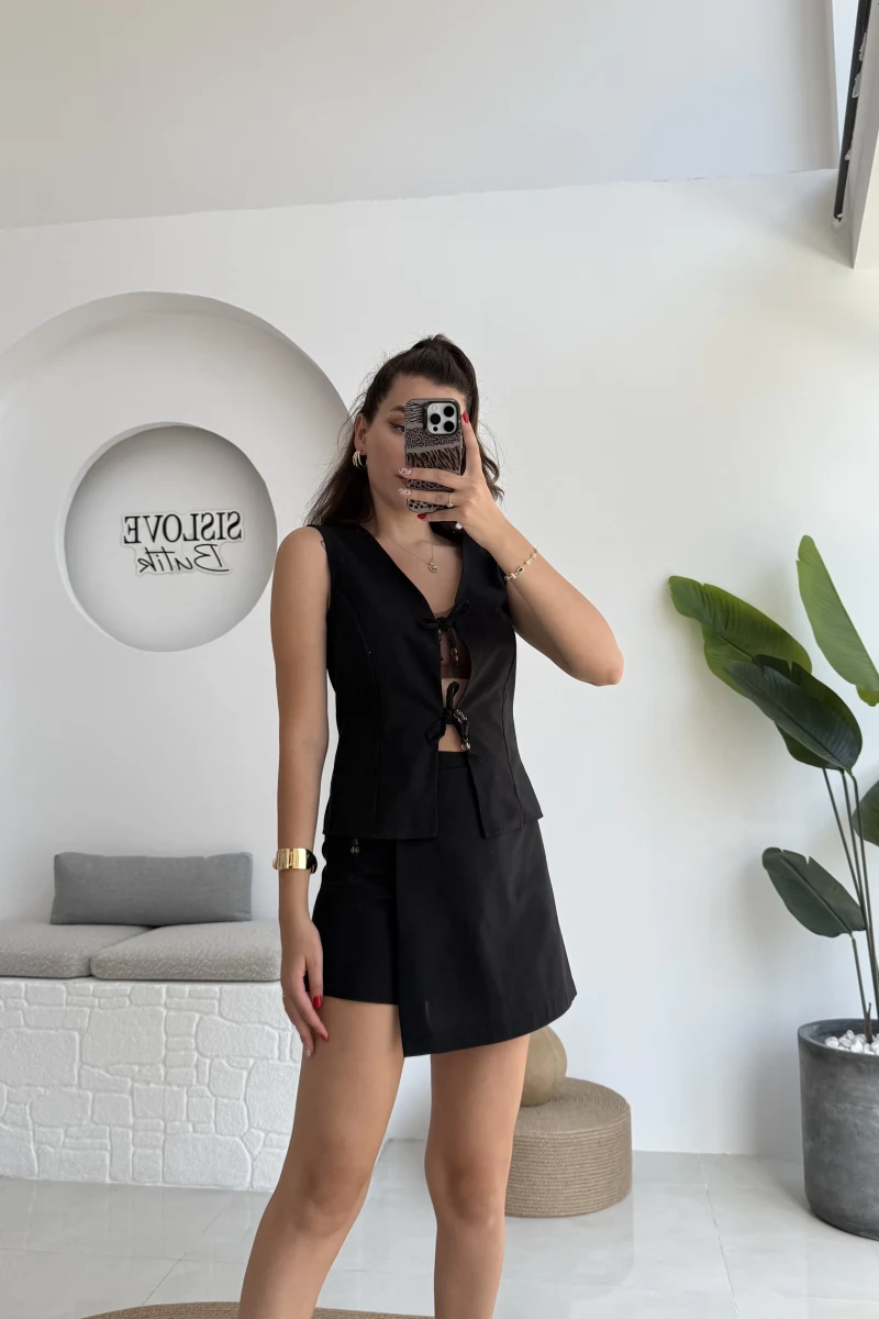 Pie Boncuk Detay Şort Etek Takım - Siyah