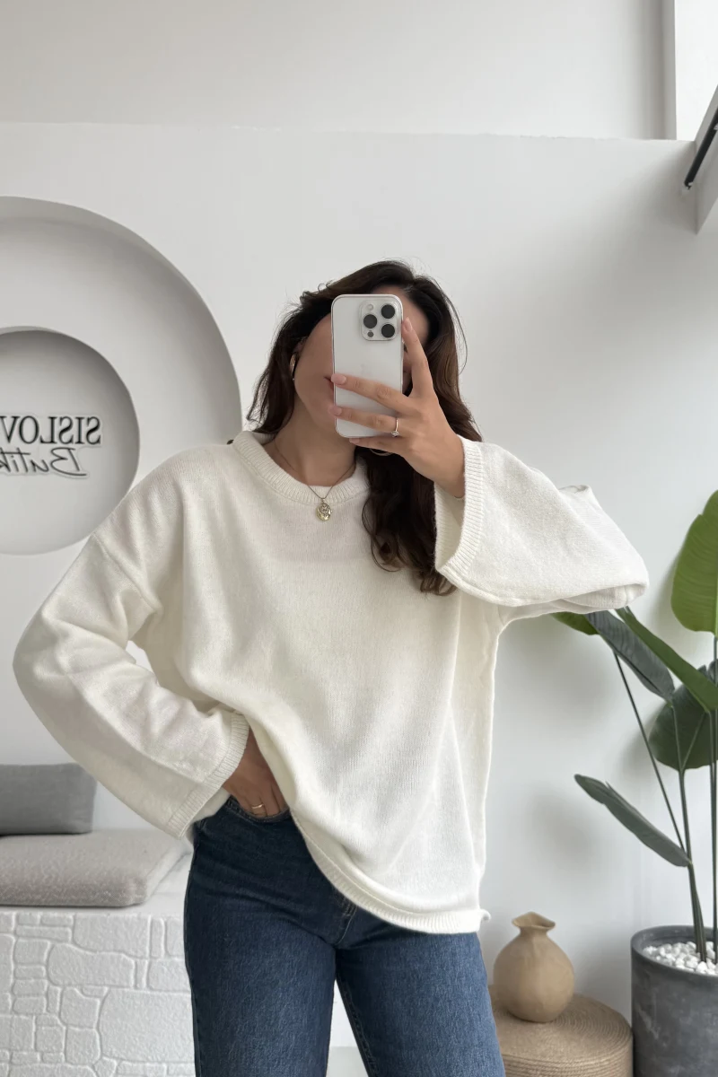 PİNTEREST KAZAK BEYAZ KIRÇILLI