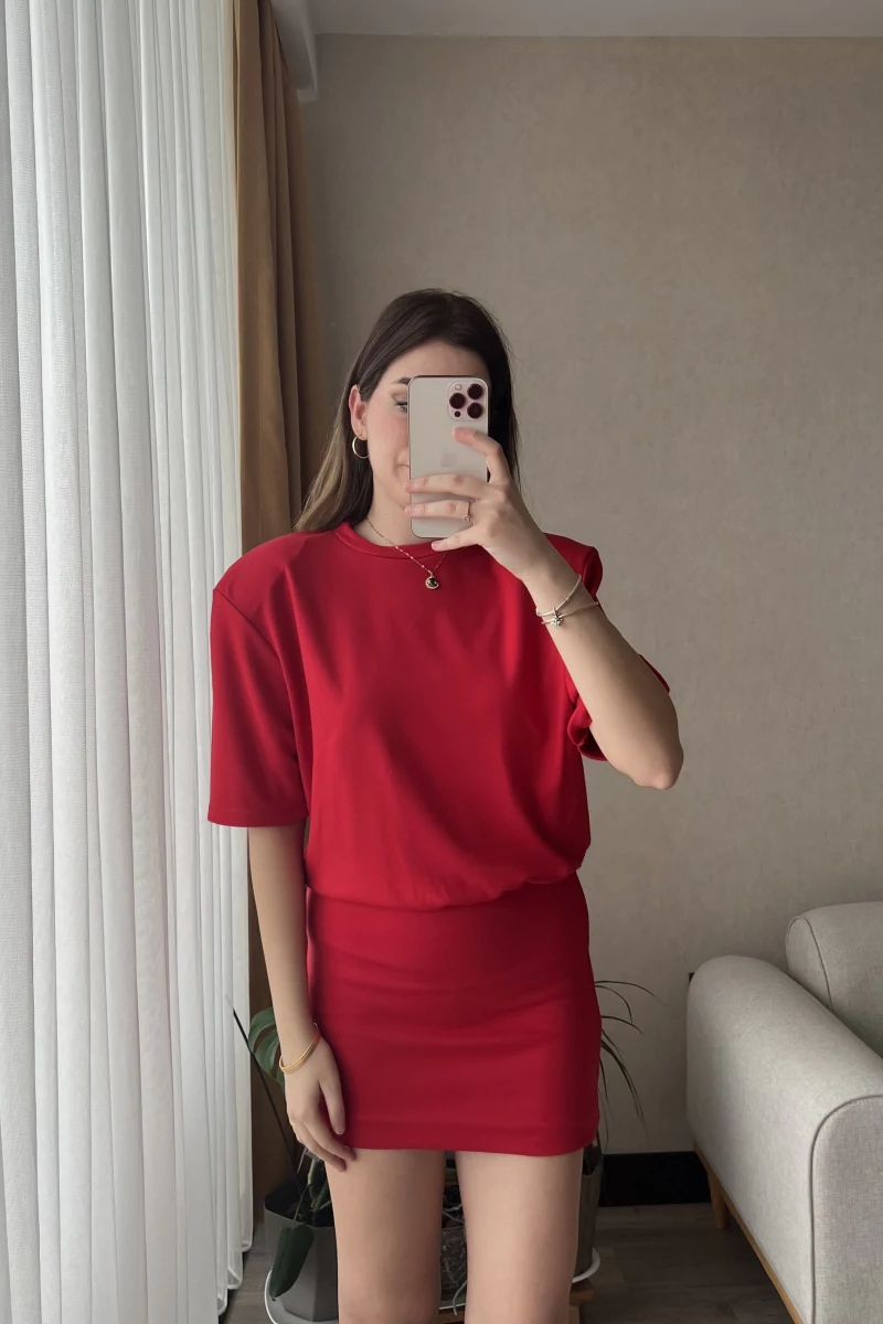 Premium Kırmızı Vatkalı Elbise