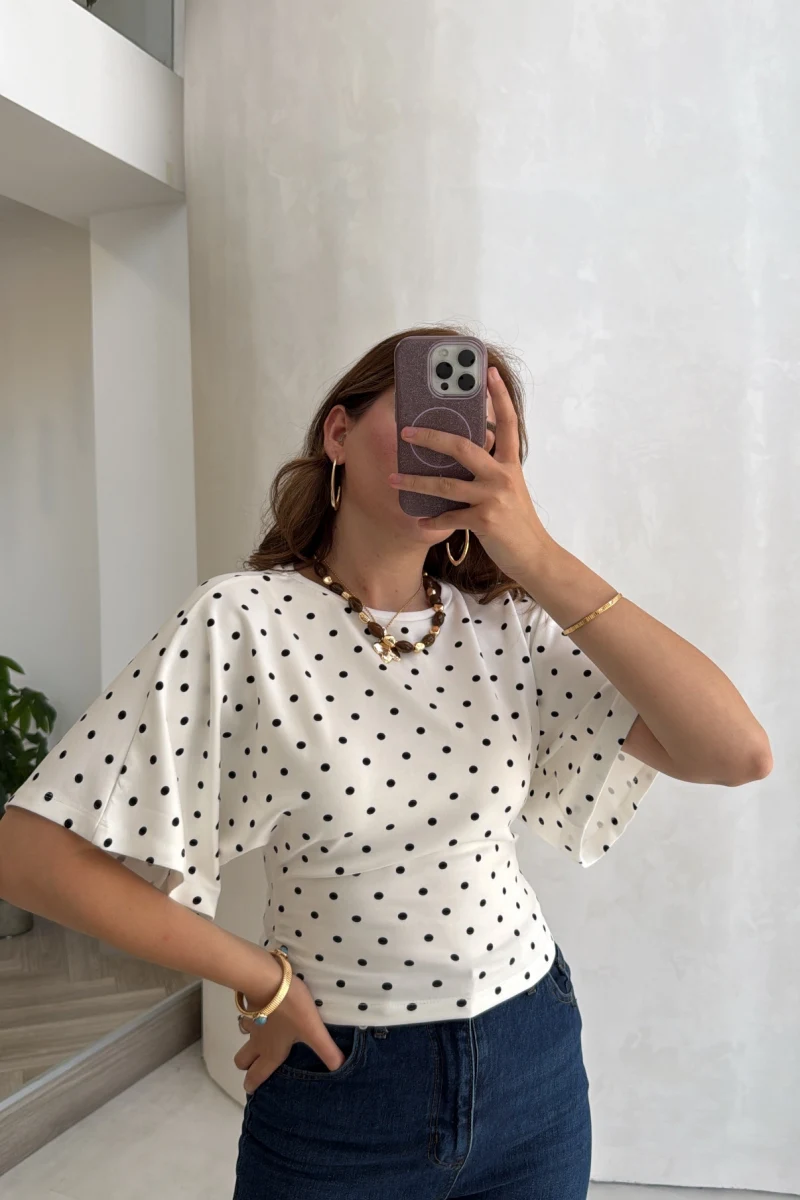 Puantiye Desenli Beli Büzgülü T-Shirt - Ekru - Kod: 1105