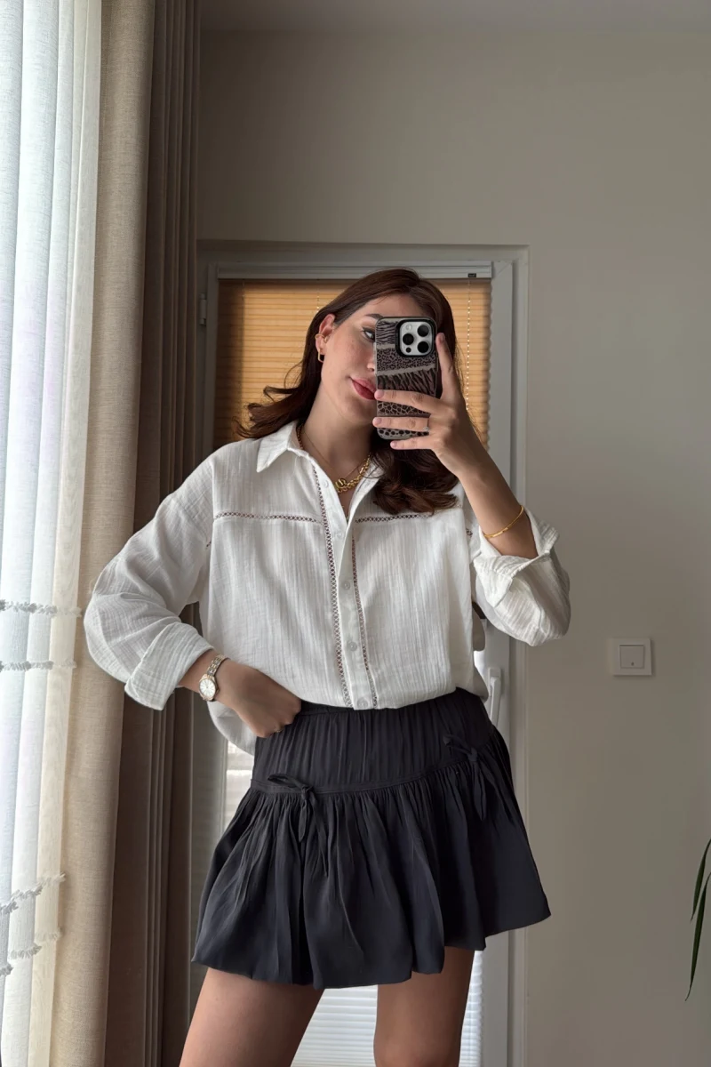 Şerit Detay Beyaz Gömlek - 2044