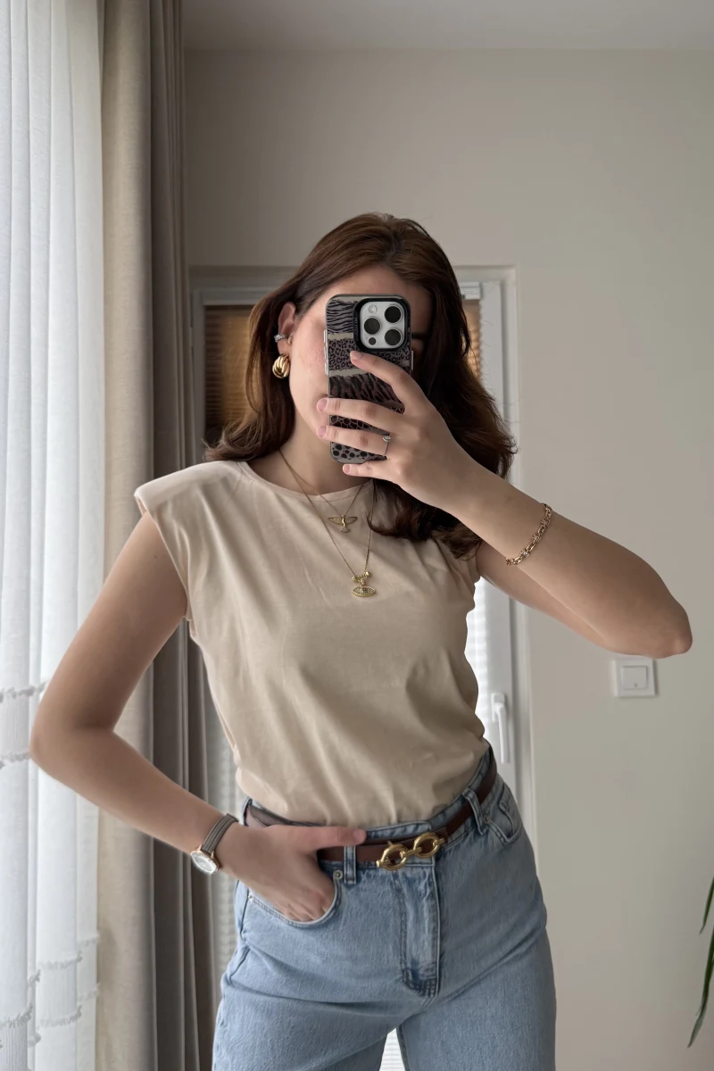 Sıfır Kol Vatkalı T-Shirt Krem