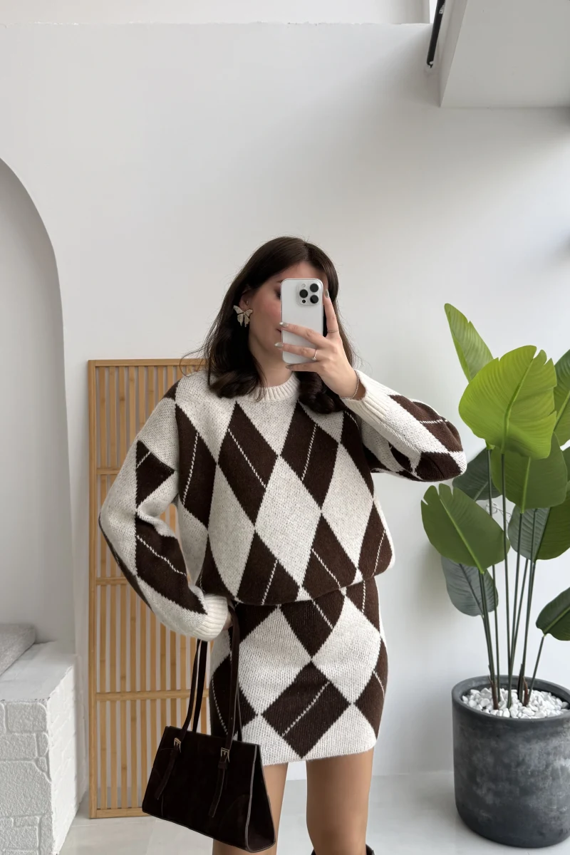 Stephen Baklava Desenli Kazak Mini Etek Takım - Ekru