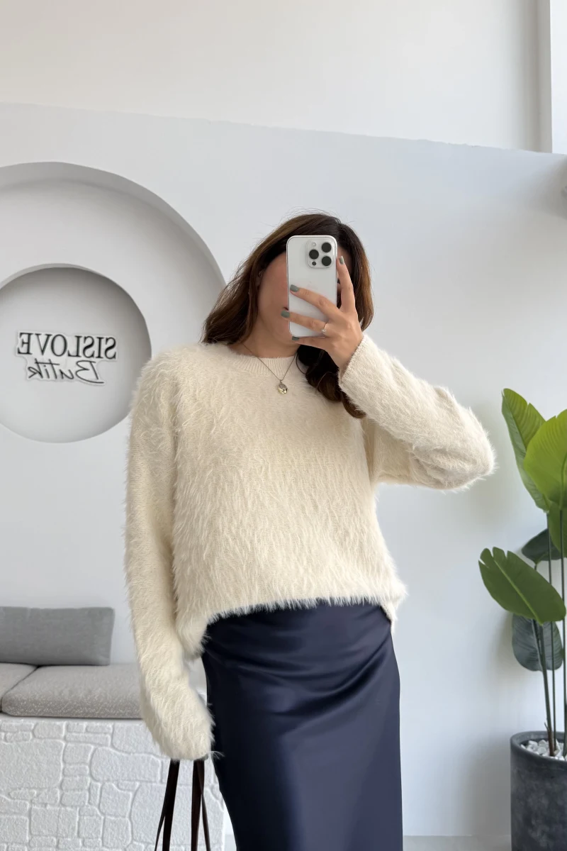 Tina Sakallı Yumoş Kazak - Krem - Kod: 25503