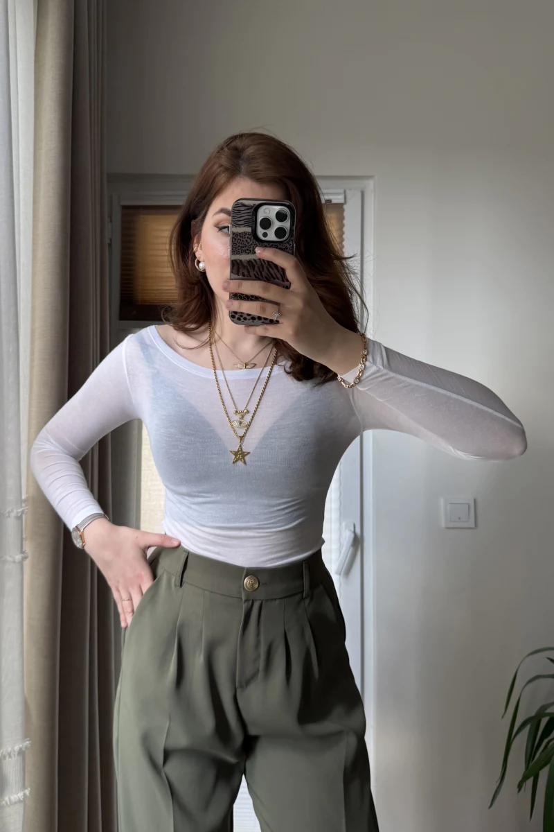 Transparan Beyaz Kayık Yaka Bluz