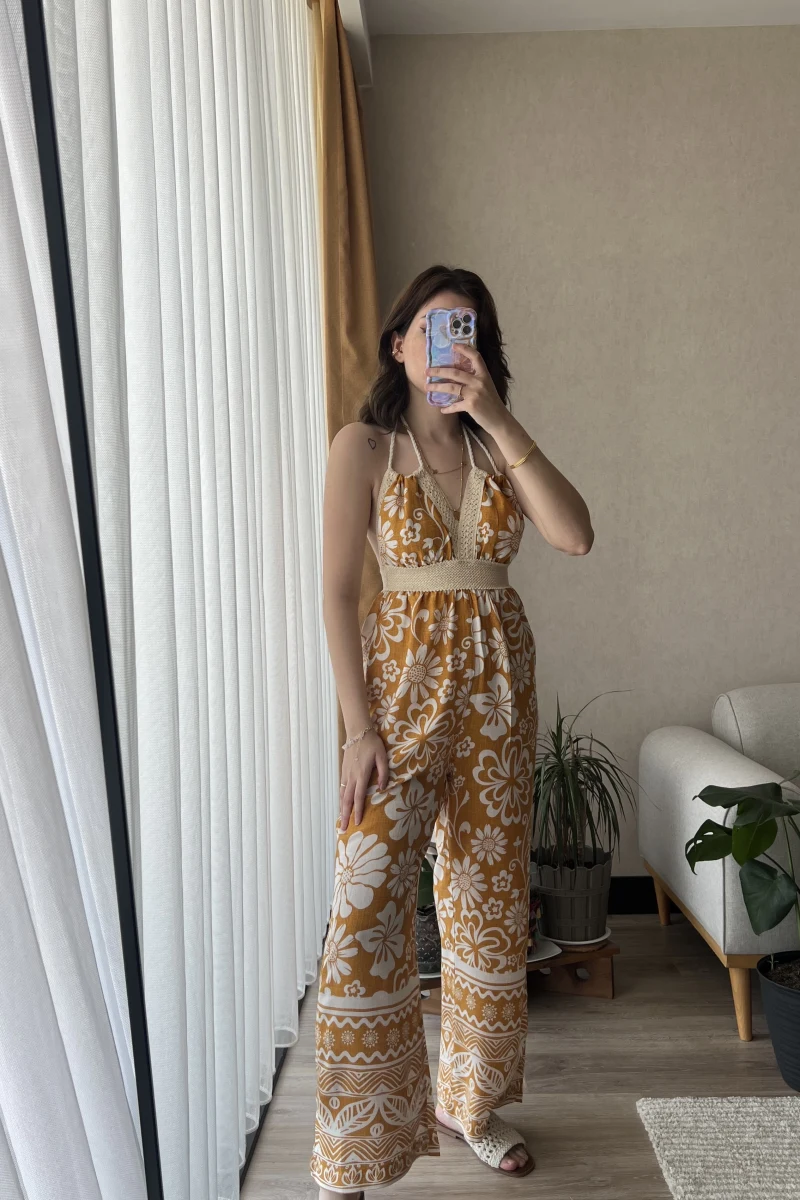 Turuncu Sırt Detay Tulum