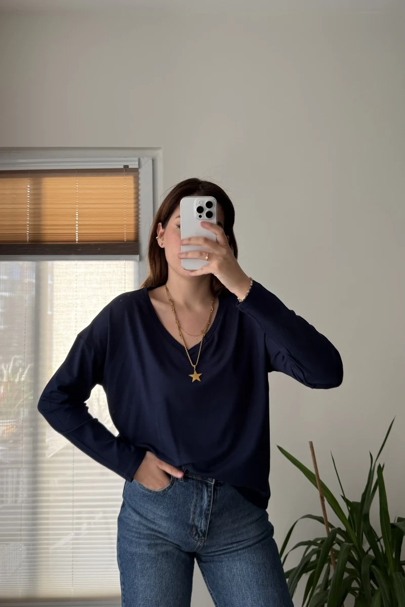 Valerie V Yaka Esnek Likralı Bluz Lacivert