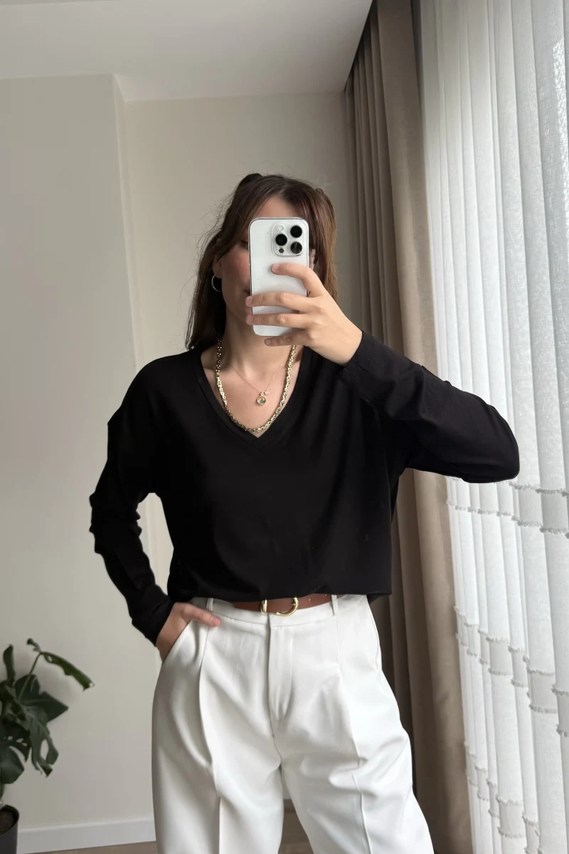 Valerie V Yaka Esnek Likralı Bluz Siyah