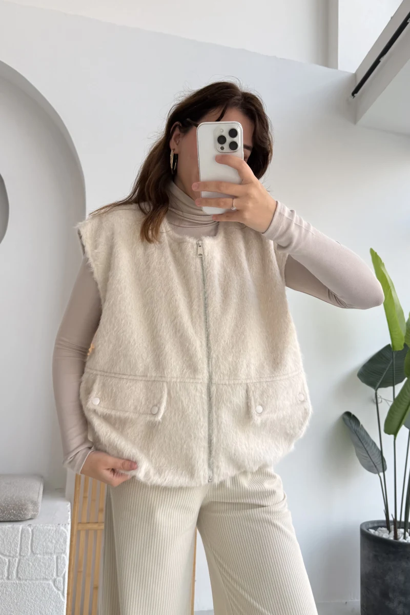 Veloura Kısa Tüylü Yelek - Taş - KOD:8016