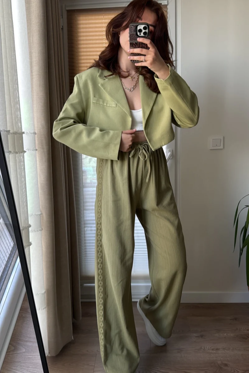 Yanı Dantel Şeritli Haki Keten Palazzo Pantolon