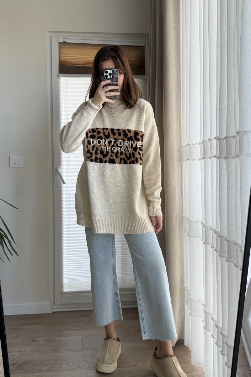 Yazılı Leopar Triko Kazak Bej