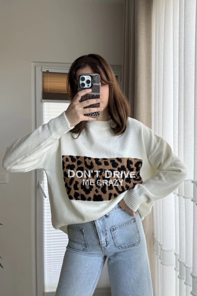 Yazılı Leopar Triko Kazak Ekru