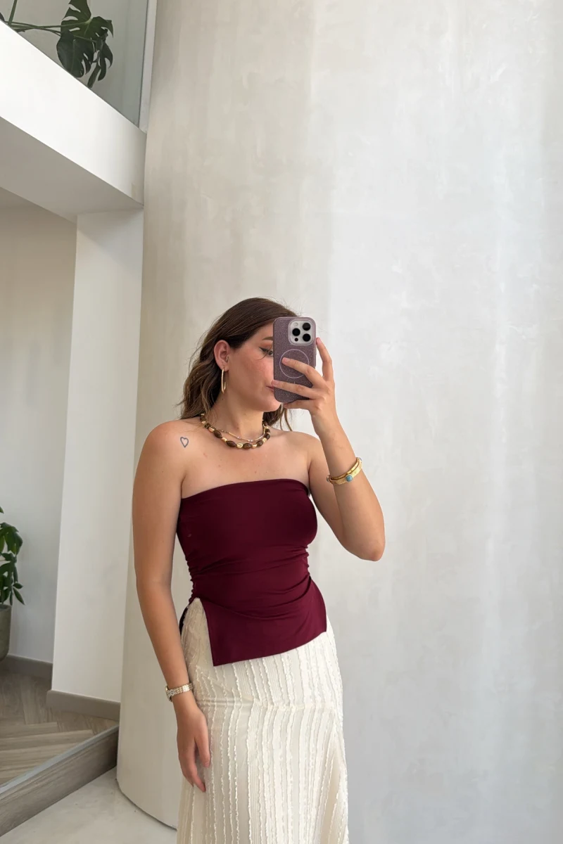 Yırtmaç Detay Straplez Göğüs Pedli Body - Bordo