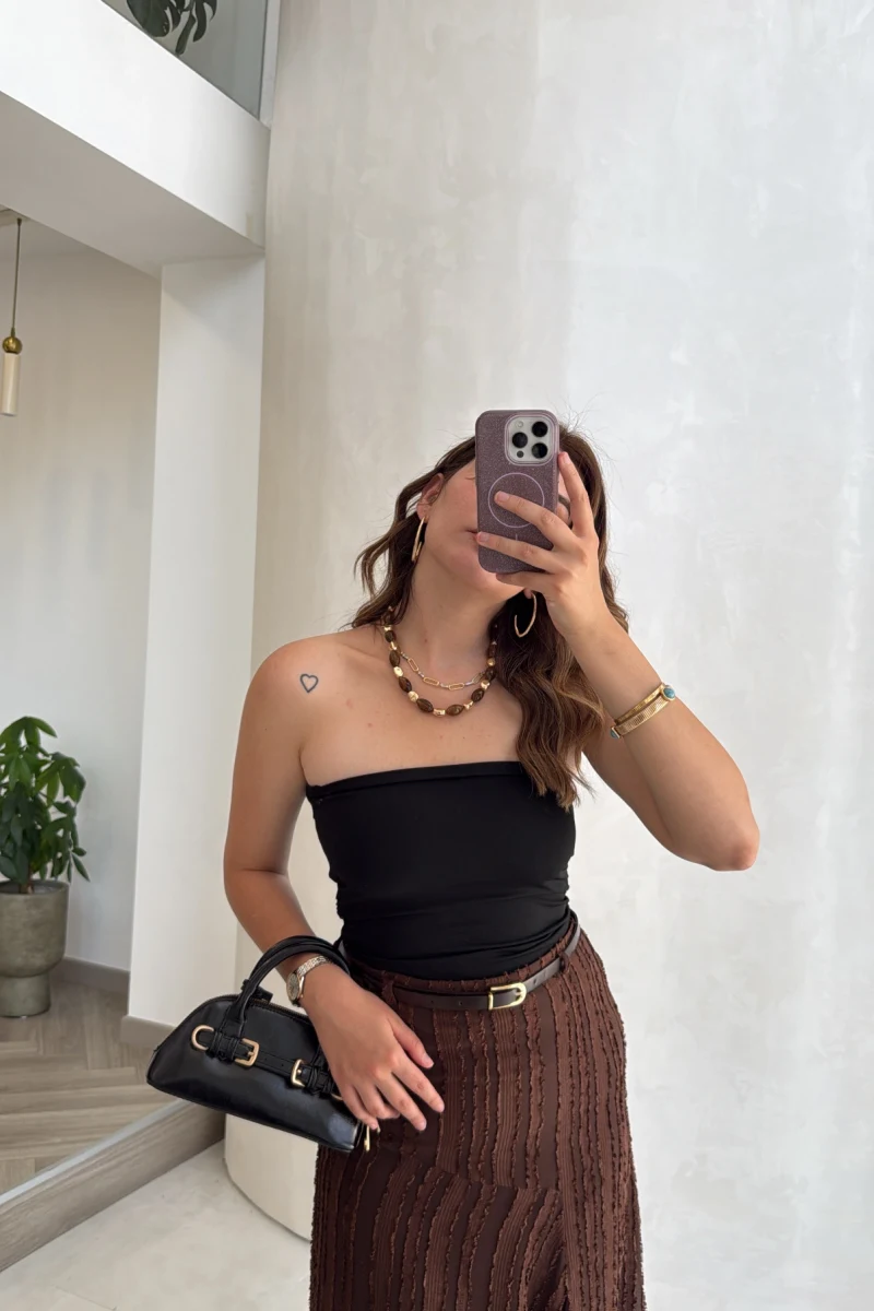 Yırtmaç Detay Straplez Göğüs Pedli Body - Siyah