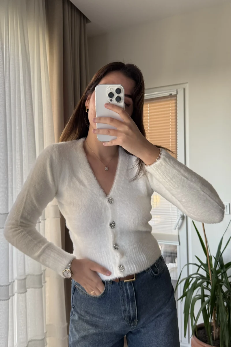 Zra Model Sakallı Yumoş Hırka Beyaz