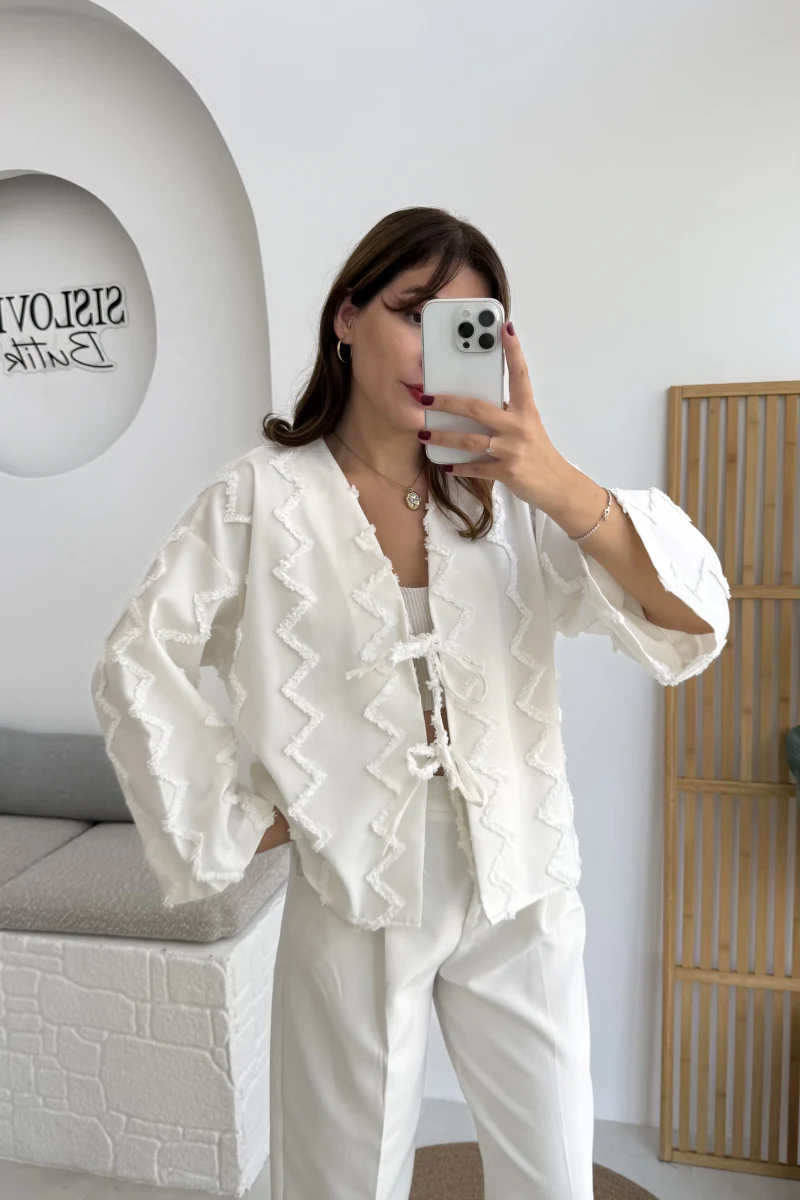 Zikzak Püsküllü Kimono - Kırık Beyaz - Kod: 7030