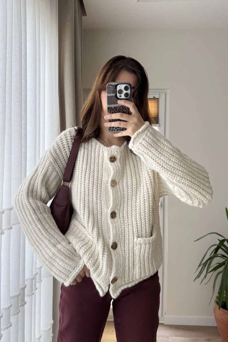 Zr Kalın Düğmeli Triko Hırka Ekru