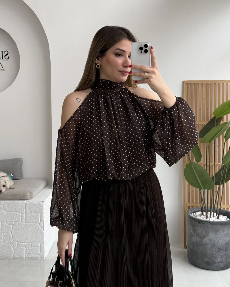 Puantiye Desen Şifon Bluz - Kahverengi - Kod: 0906