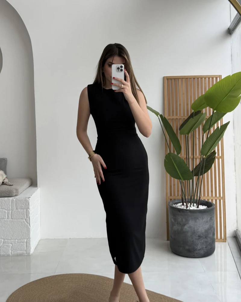 Jenny Pile Detay Yırtmaçlı Sıfır Kol Elbise - Siyah - Kod: 0572