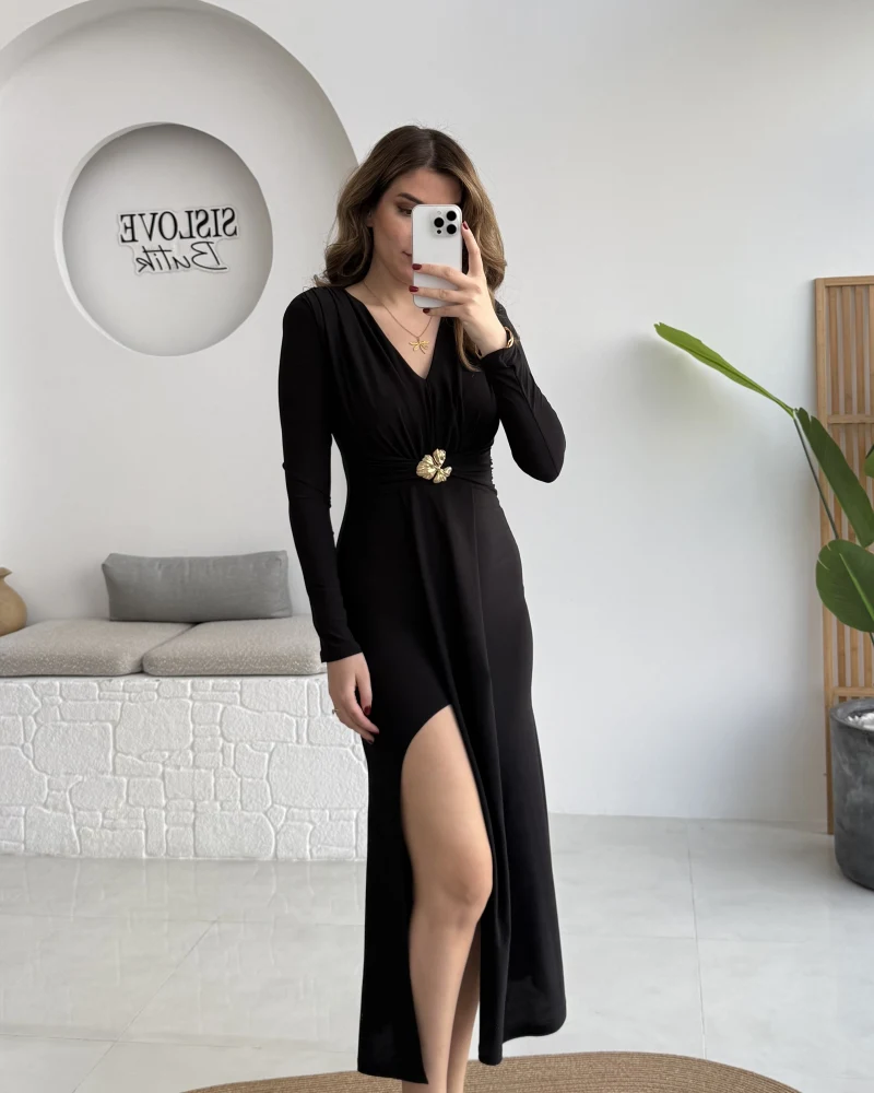 Pretty Aksesuar Detay Yırtmaçlı Elbise - Siyah - Kod: 0909