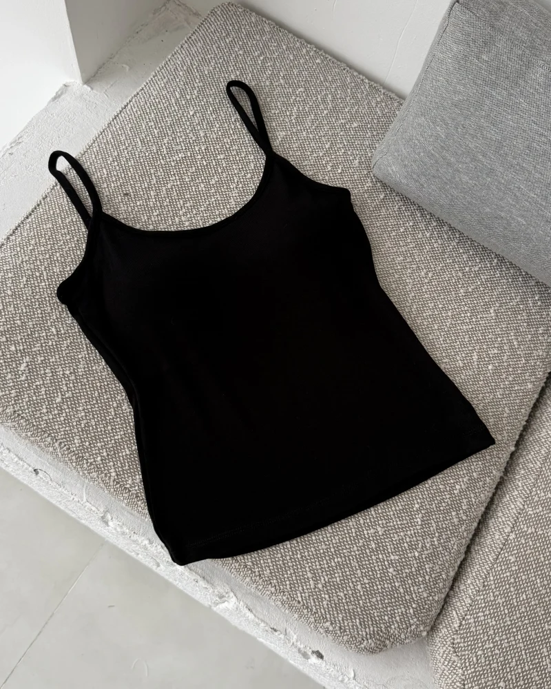 Uzun Göğüs Pedli İnce Askılı Body - Siyah