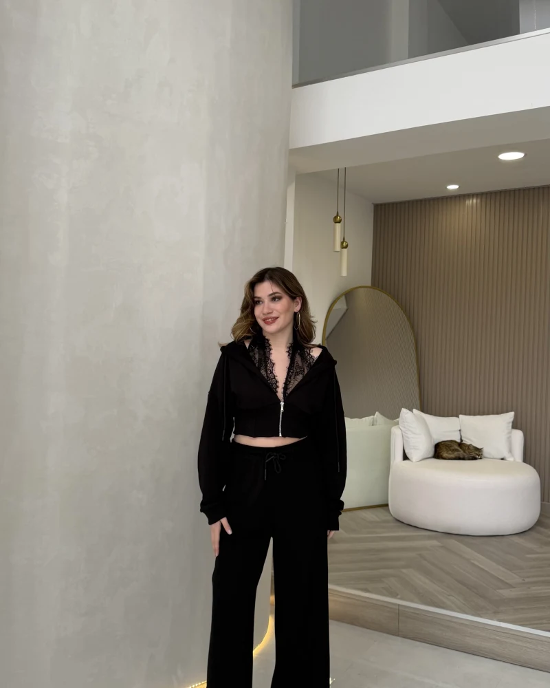 Herra Dantel Detay Kapüşonlu Crop Eşofman Takım - Siyah