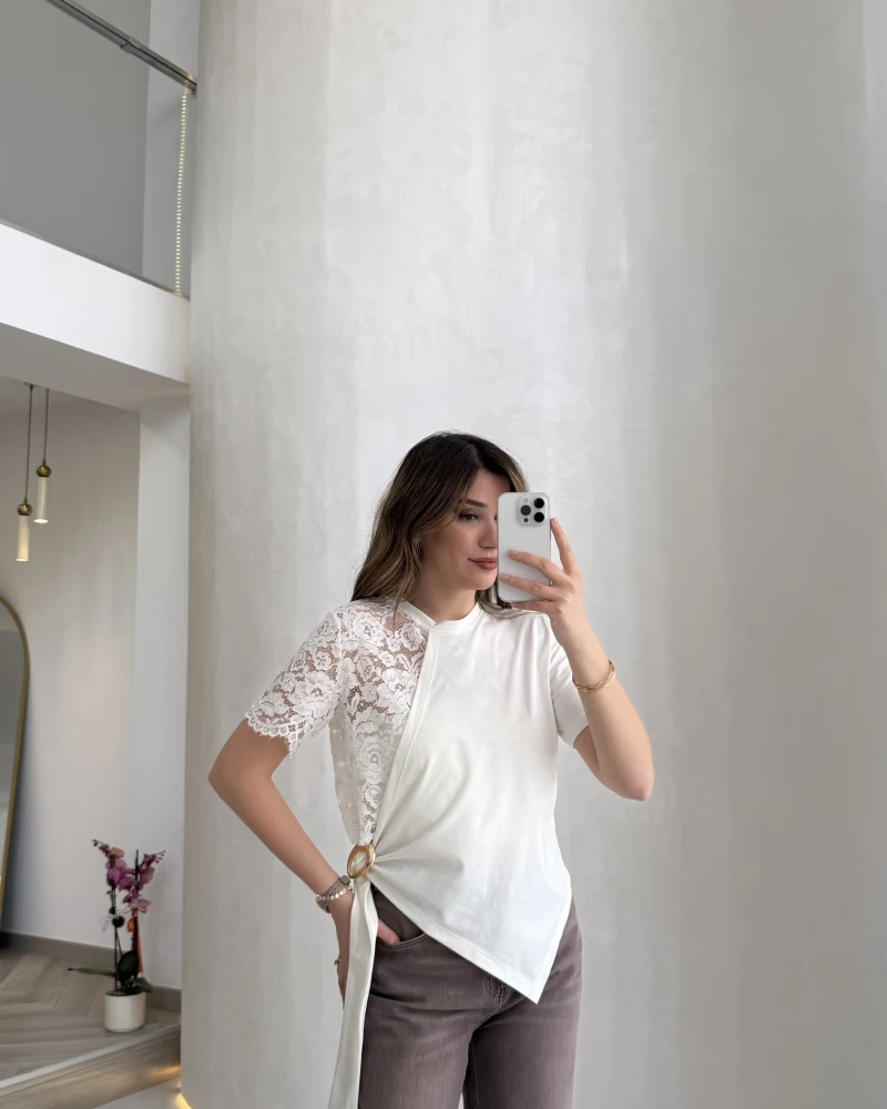 Asimetrik Kesim Dantel Detaylı Kemerli Bluz - Ekru - Kod: 2964