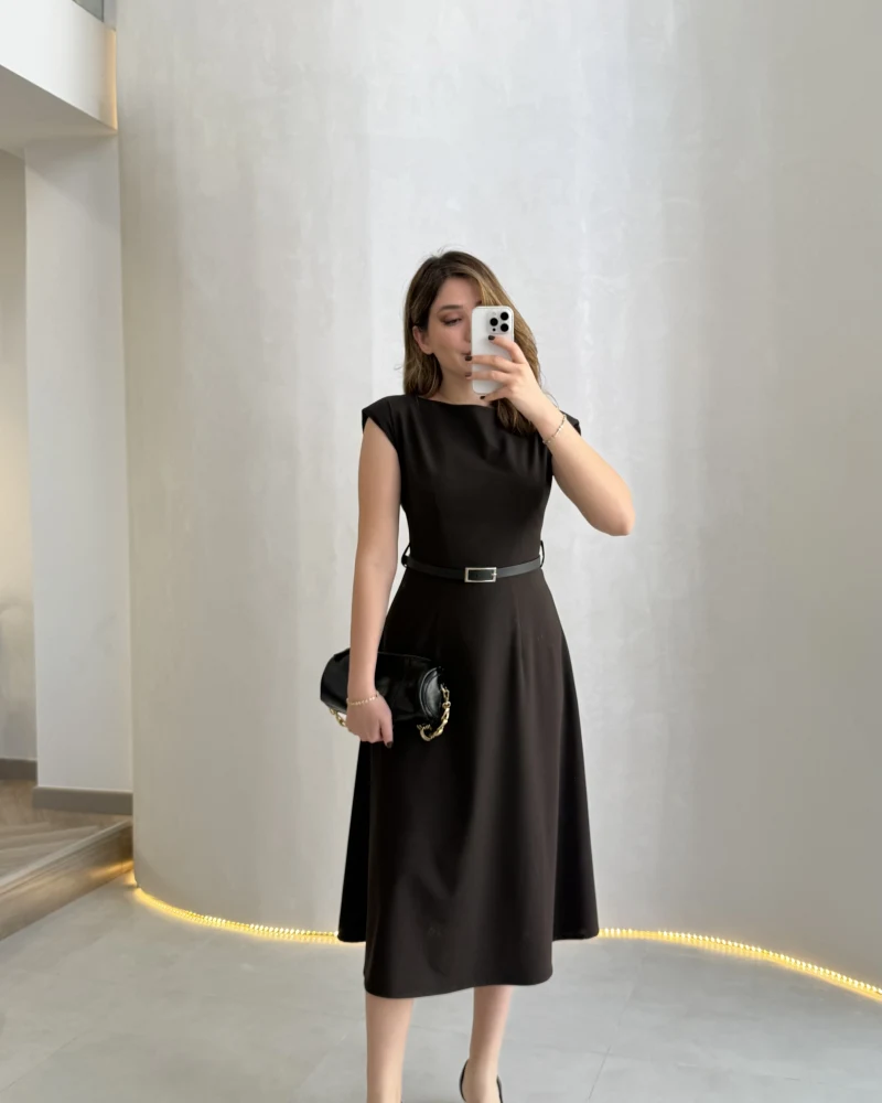 Bonita Vatkalı Midi Boy Kemerli Elbise - Kahverengi