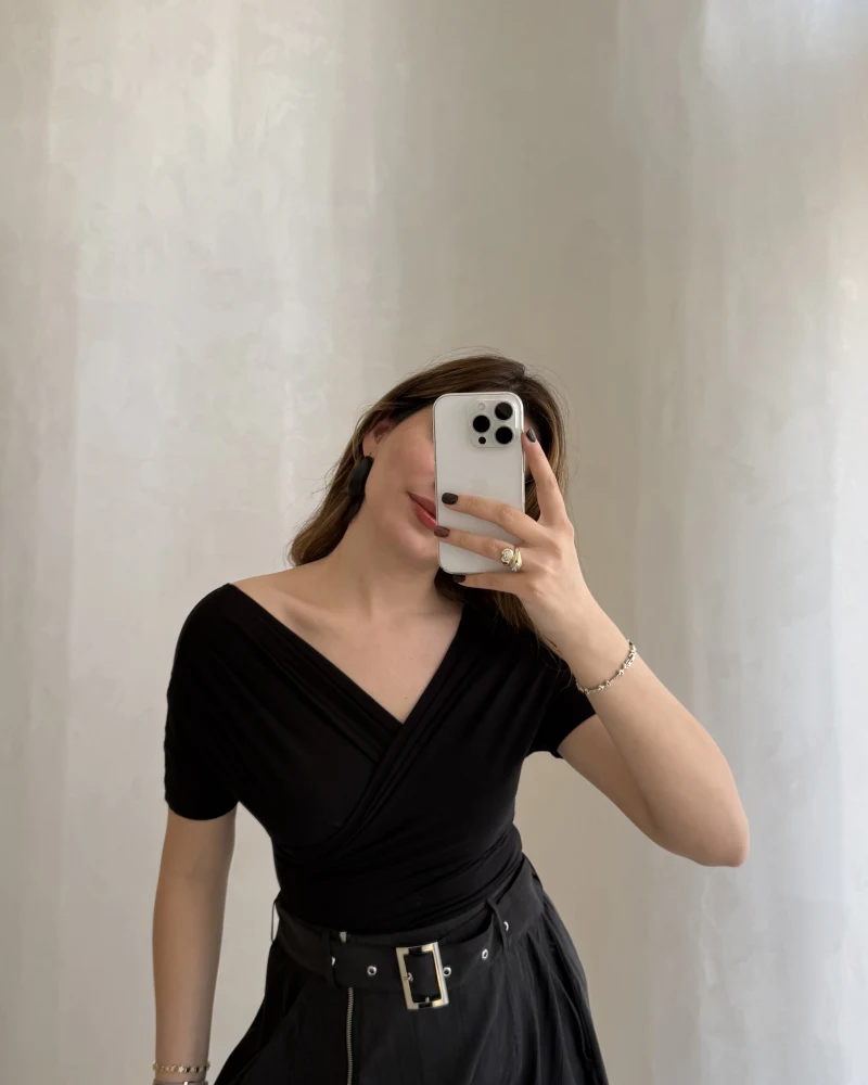 Dilvin Pile Detay Kayık Yaka Body Kod: 32659 - Siyah