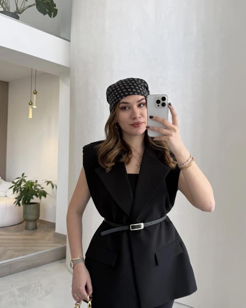 Sapphire Fular Detaylı Vatkalı Kemerli Yelek - Siyah - Kod: 7708