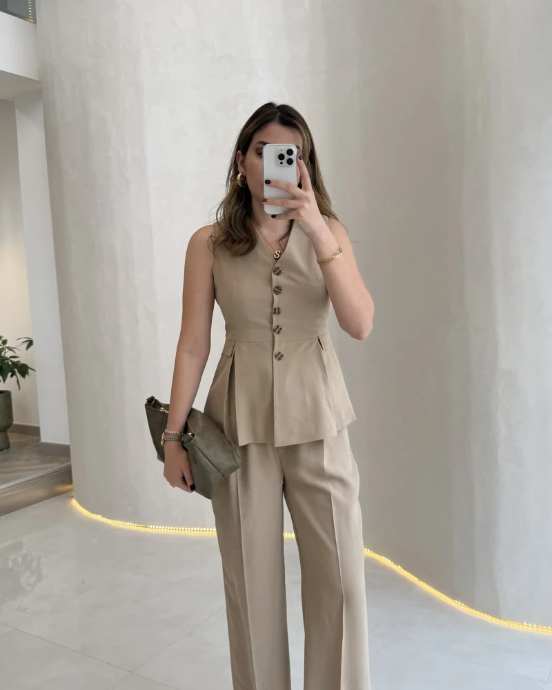 Lumiere Bele Oturan Sıfır Kol Düğmeli Takım - Vizon - Kod: 9041