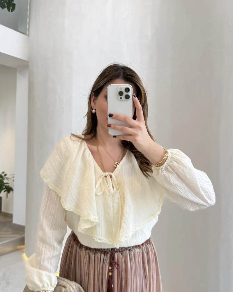 Bebe Yaka Dantel Detaylı Bluz - Ekru - Kod: 1571