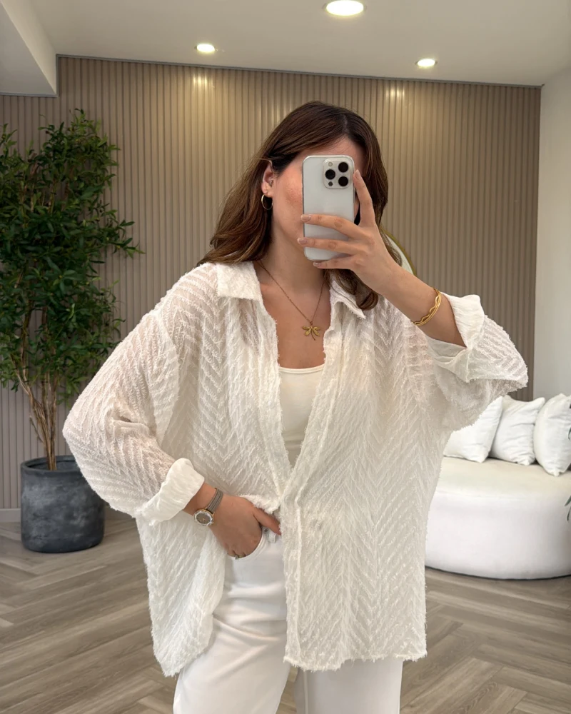 Geraldine Püsküllü İnce Uzun Gömlek - Beyaz - Kod: 2252