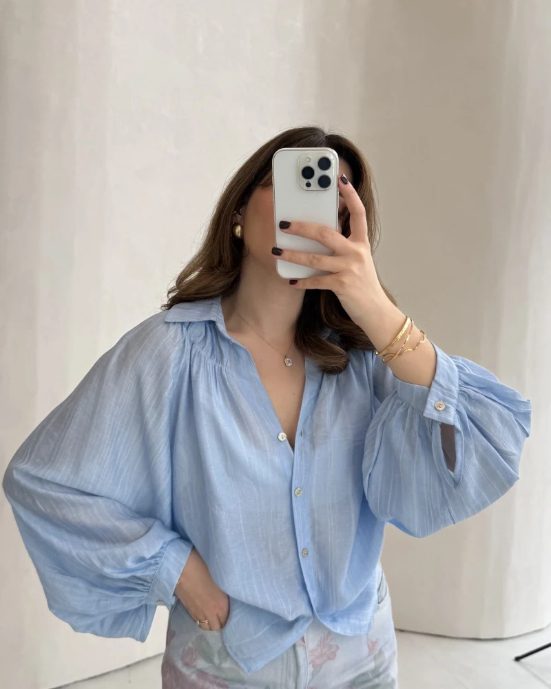 Sweden Yakası Gipeli Balon Kol V Yaka Çizgili Gömlek - Mavi - Kod: 580768