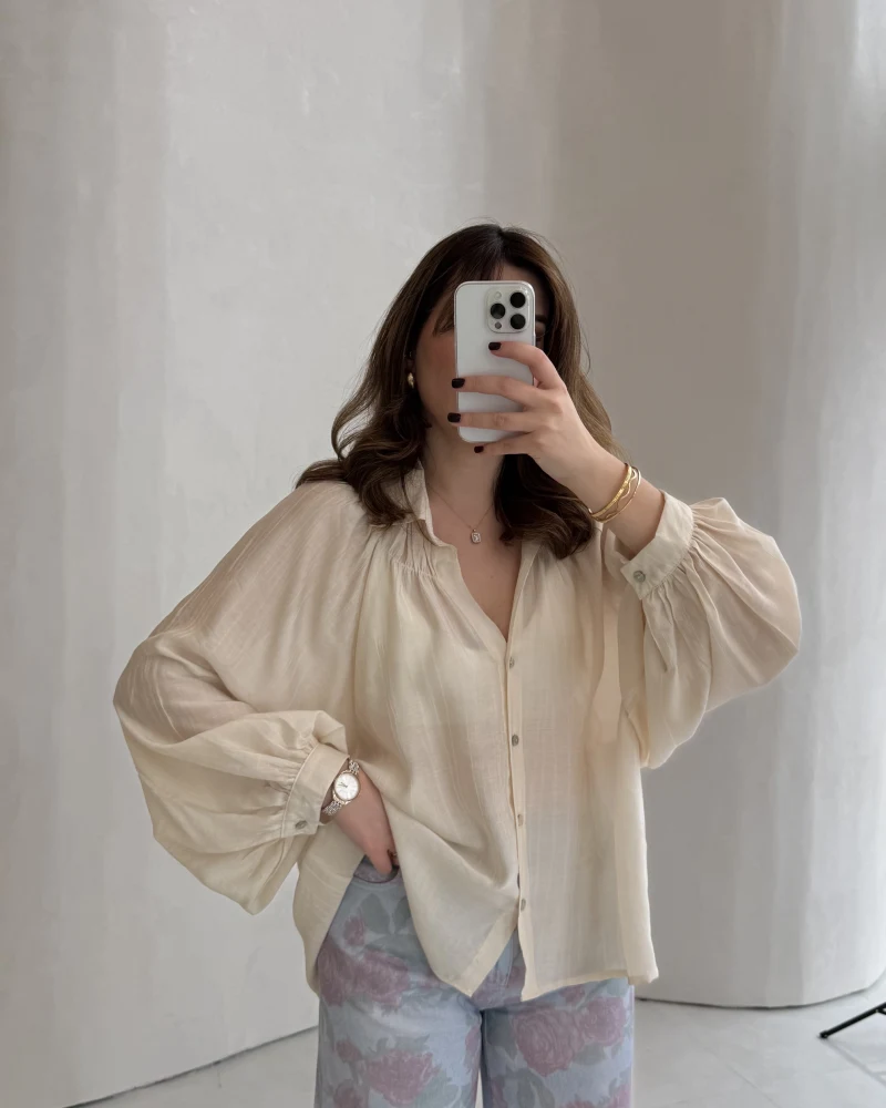 Sweden Yakası Gipeli Balon Kol V Yaka Çizgili Gömlek - Bej - Kod: 580768