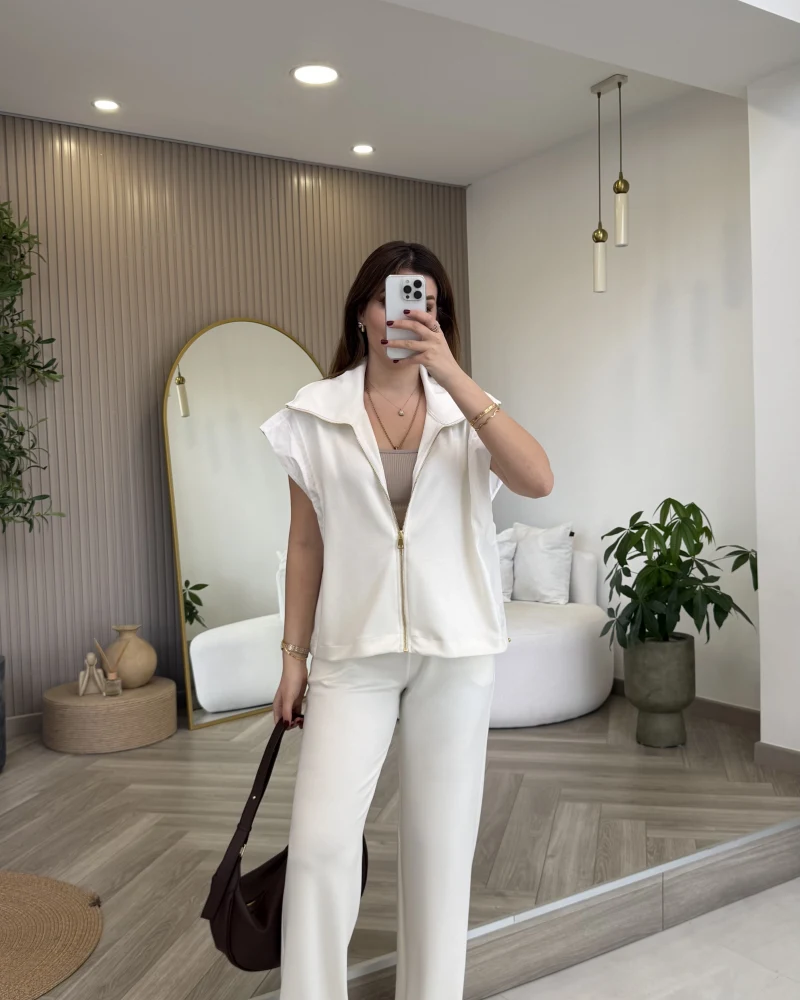 Gold Detaylı Paraşüt Kumaşlı Yelek Eşofman Takım - Ekru - Kod: 4110