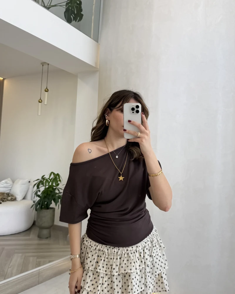 Leona Pamuk Kumaş Beli Büzgülü T-shirt - Kahverengi - Kod: 6996