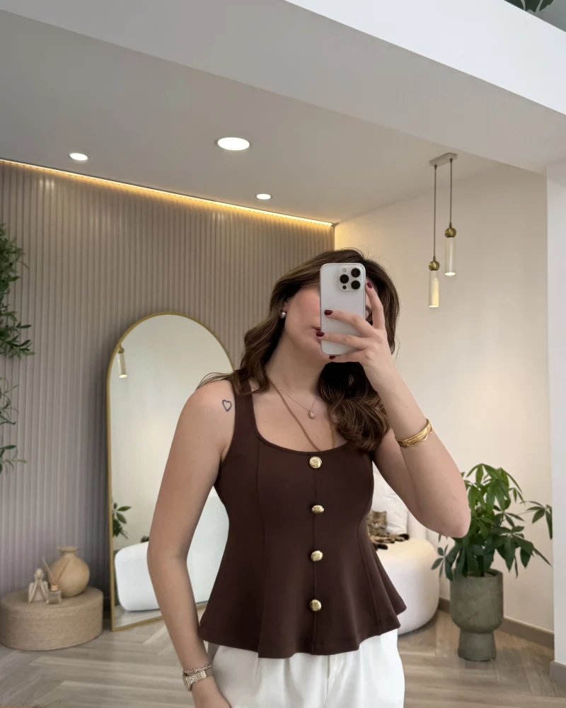 Düğmeli Bel Detaylı Sıfır Kol Bluz - Kahve - Kod: 31979